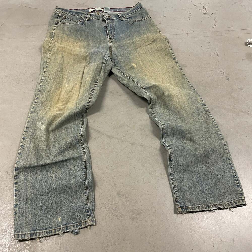 y2k relaxed Levi’s low rise bootcut jeans 36x31
